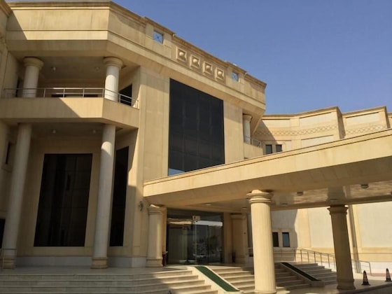 Gallery - Executives Hotel Al Azizia