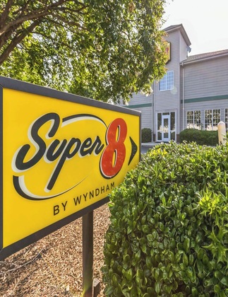 Gallery - Super 8 By Wyndham Smithfield