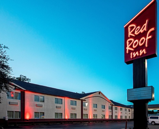Gallery - Red Roof Inn San Marcos