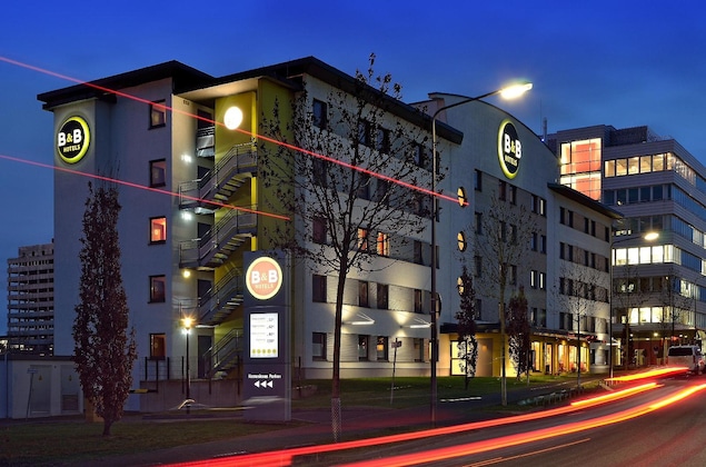 Gallery - B&B Hotel Frankfurt-Niederrad