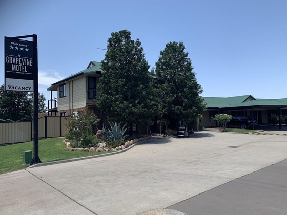 Gallery - The Grapevine Motel