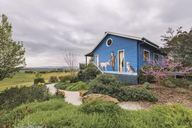 Gallery - Outlook Hill Vineyard Cottages