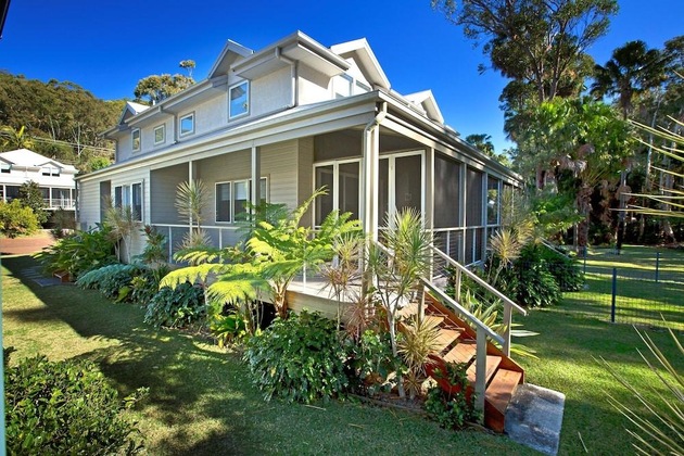 Gallery - Blueys Retreat