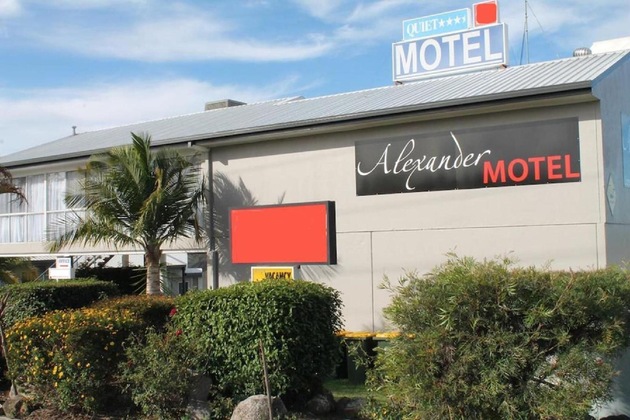 Gallery - Alexander Motel