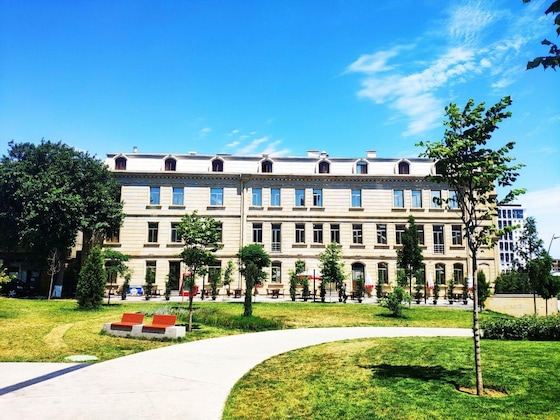 Gallery - Grand Hotel Baku Central Park