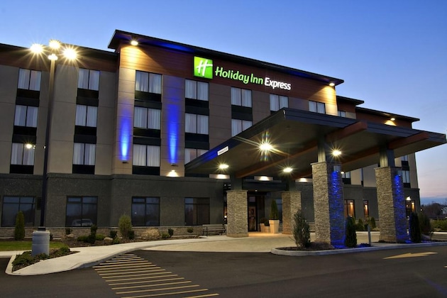 Gallery - Holiday Inn Express Pembroke By Ihg