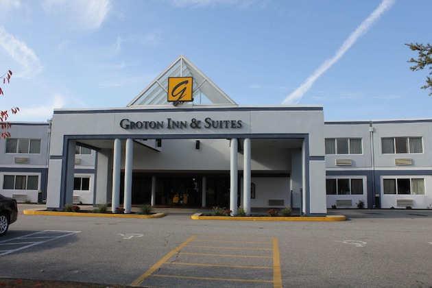 Gallery - Groton Inn And Suites