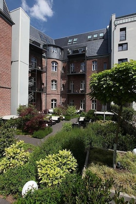 Gallery - The Red Apartments