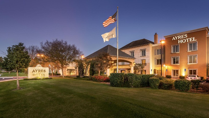 Gallery - Ayres Hotel Seal Beach