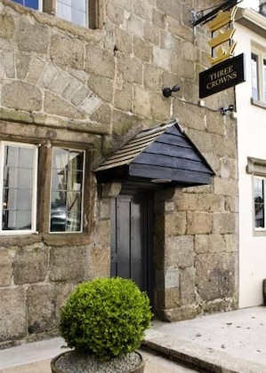 Gallery - Three Crowns