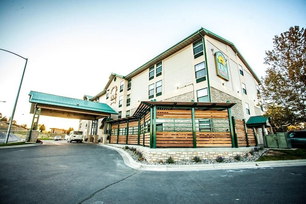 Gallery - Boothill Inn And Suites