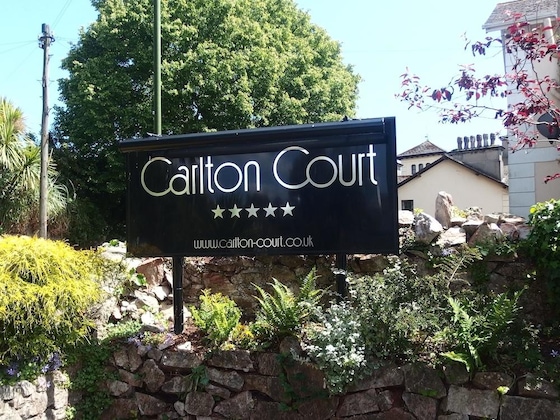 Gallery - Carlton Court