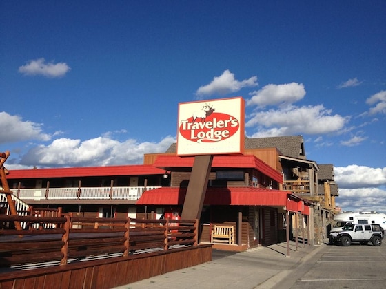 Gallery - Traveler's Lodge