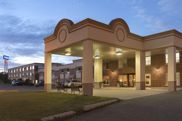 Gallery - Travelodge By Wyndham Edmundston