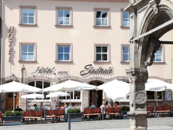 Gallery - Stadtcafé Hotel Garni