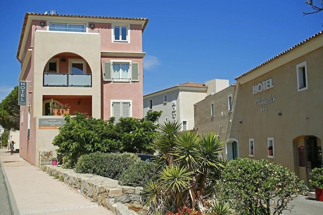 Gallery - Hotel Serenada