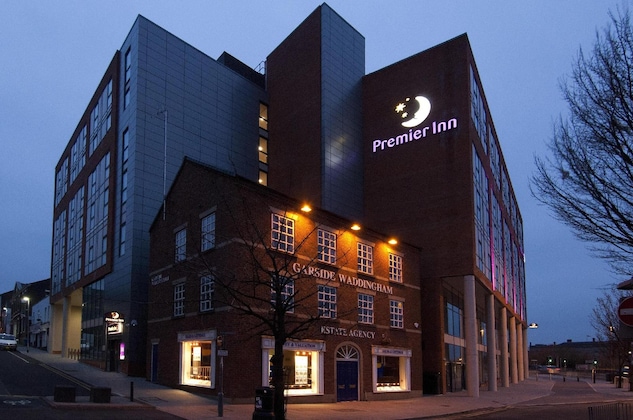Gallery - Premier Inn Preston Central