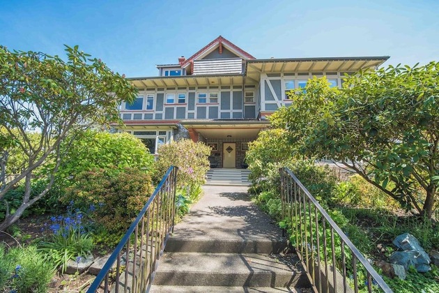 Gallery - Dashwood Manor Seaside Bed & Breakfast