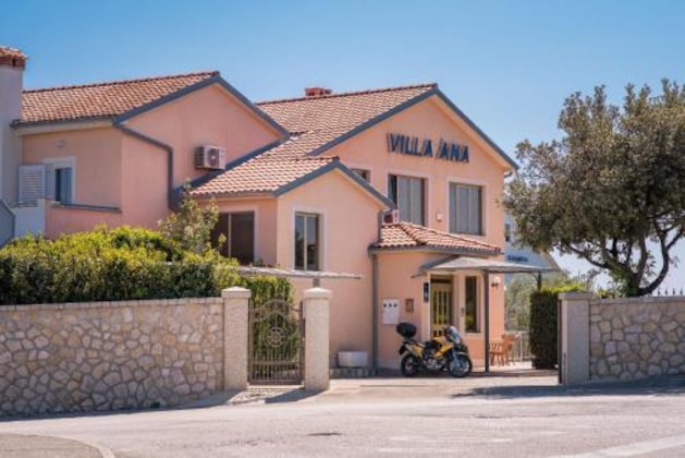 Gallery - B&B Villa Ana