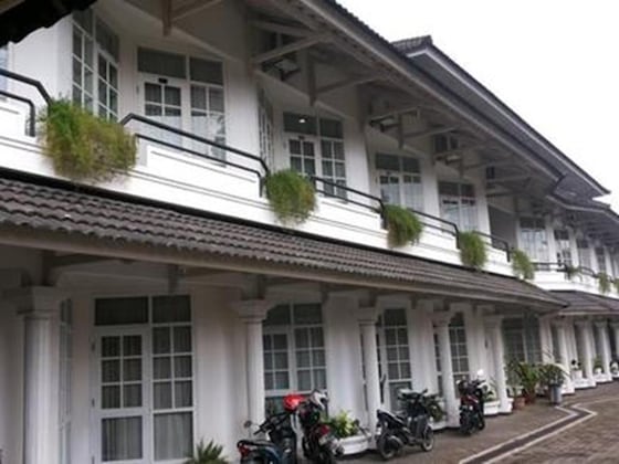 Gallery - Crown Hotel