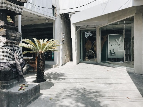 Gallery - Lloyd's Inn Bali