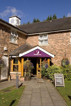 Gallery - Premier Inn Wrexham North (A483)