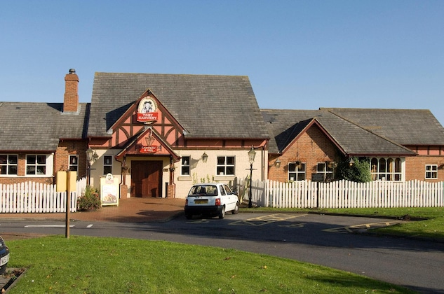Gallery - Premier Inn Wolviston Wynyard