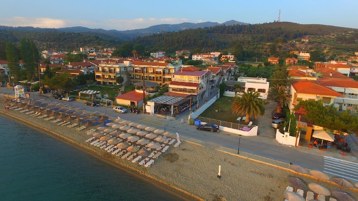Gallery - Meliton Inn Hotel & Suites By The Beach