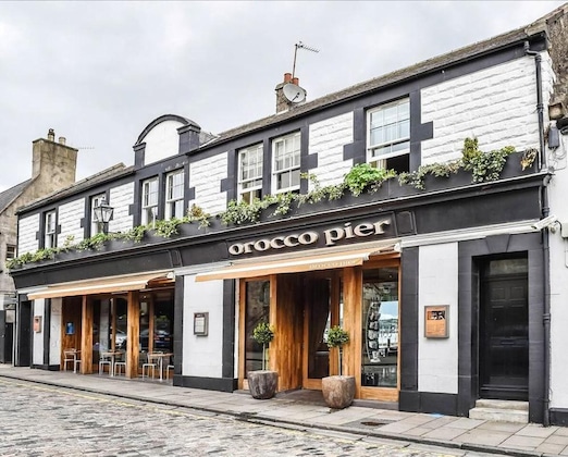 Gallery - Orocco Pier