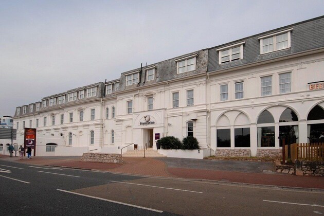 Gallery - Torquay Seafront
