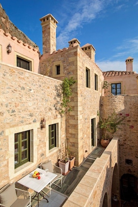 Gallery - Moni Emvasis Luxury Suites
