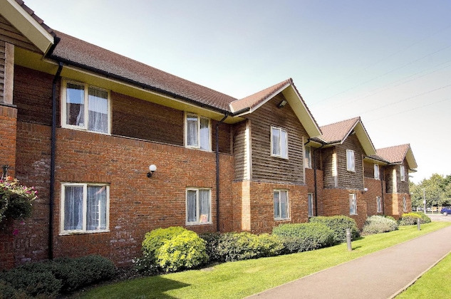 Gallery - Premier Inn Tewkesbury
