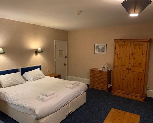 Gallery - Yelf's Hotel