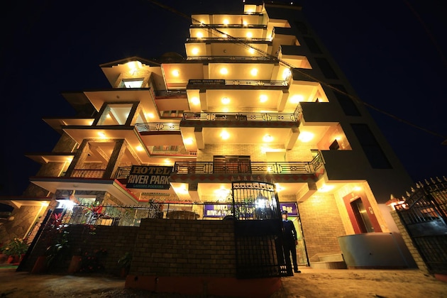 Gallery - Hotel River Park