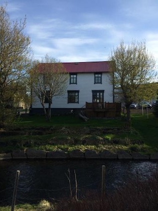 Gallery - Arbol Guest House