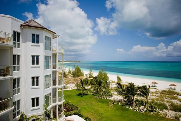 Gallery - West Bay Club