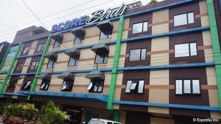 Gallery - Score Birds Hotel