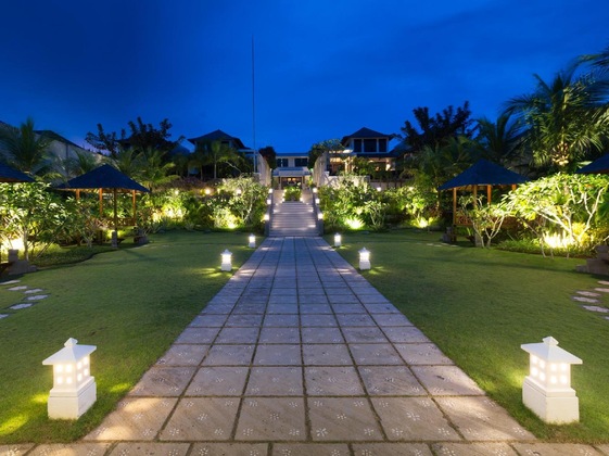 Gallery - The Ocean Views Luxury Villas & Apartment