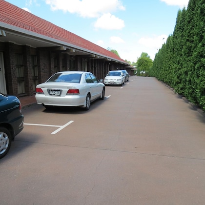 Gallery - Beetham Park Motel