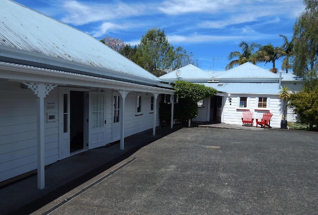 Gallery - Lupton Lodge