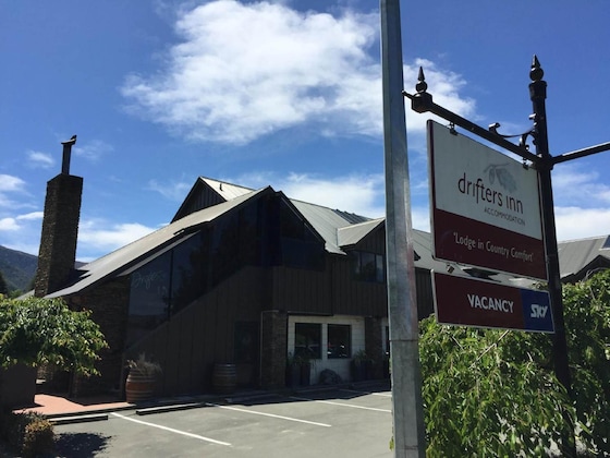 Gallery - Drifters Inn