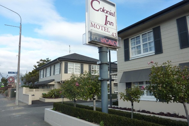 Gallery - Colonial Inn Motel