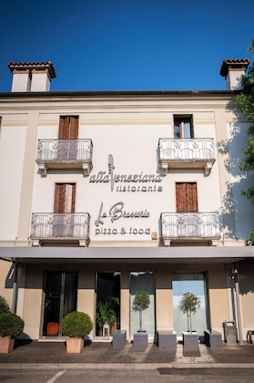 Gallery - Sweet Hotel