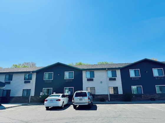 Gallery - Super 8 By Wyndham Shakopee