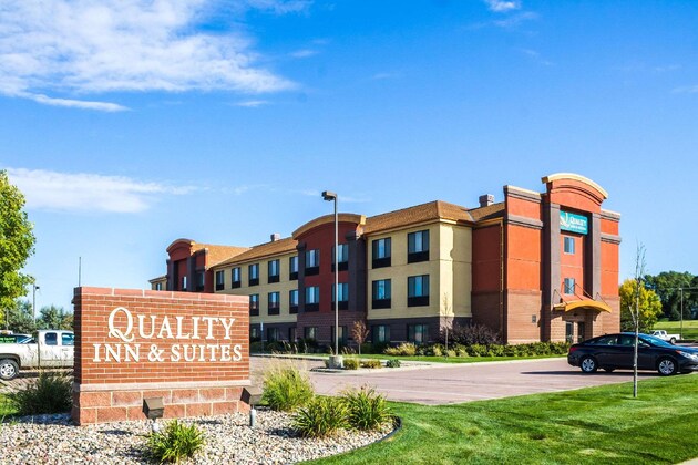 Gallery - Quality Inn & Suites Airport North