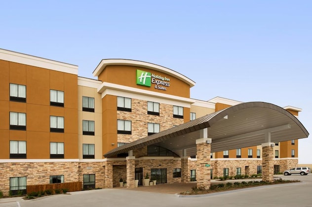 Gallery - Holiday Inn Express & Suites Waco South, An Ihg Hotel