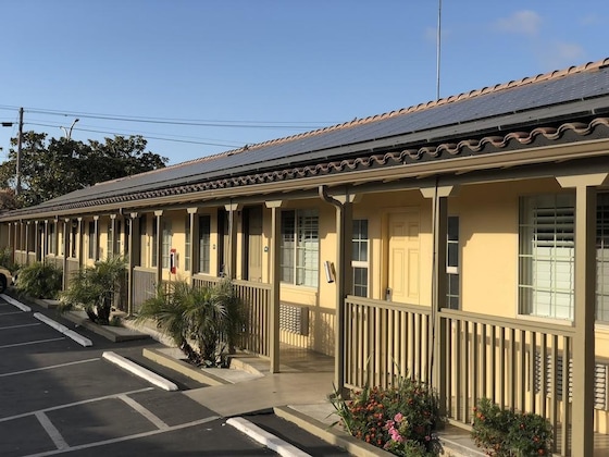 Gallery - El Castell Motel