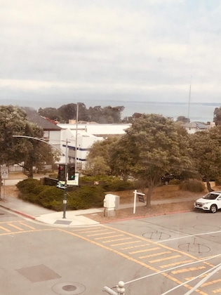 Gallery - Pacific Grove Inn