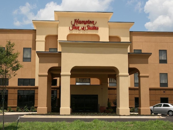 Gallery - Hampton Inn & Suites West Point