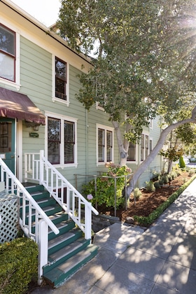 Gallery - Centrella Hotel, A Kirkwood Collection Hotel